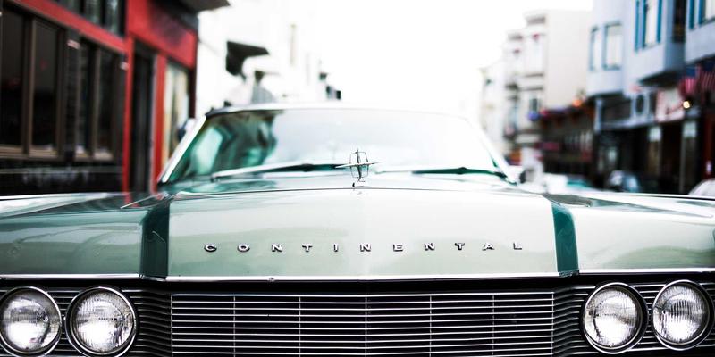 工业设备99：洞悉挖掘机设备交易市场的机遇与策略